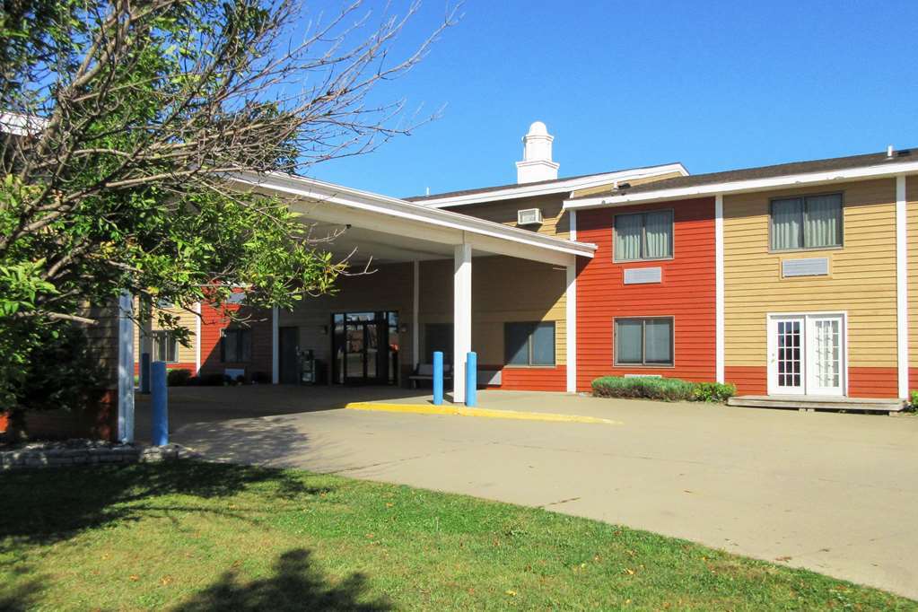 Quality Inn - Redwood Falls Екстериор снимка